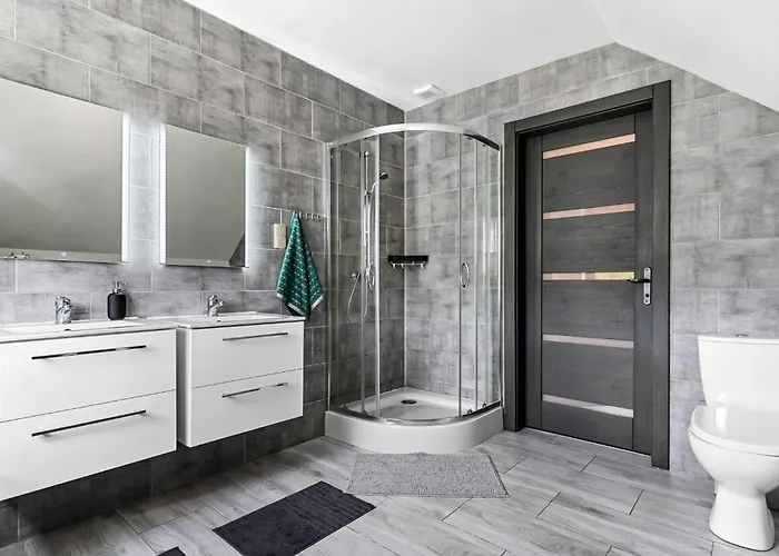 Zakatek Lesny 度假居 伊斯泰布纳